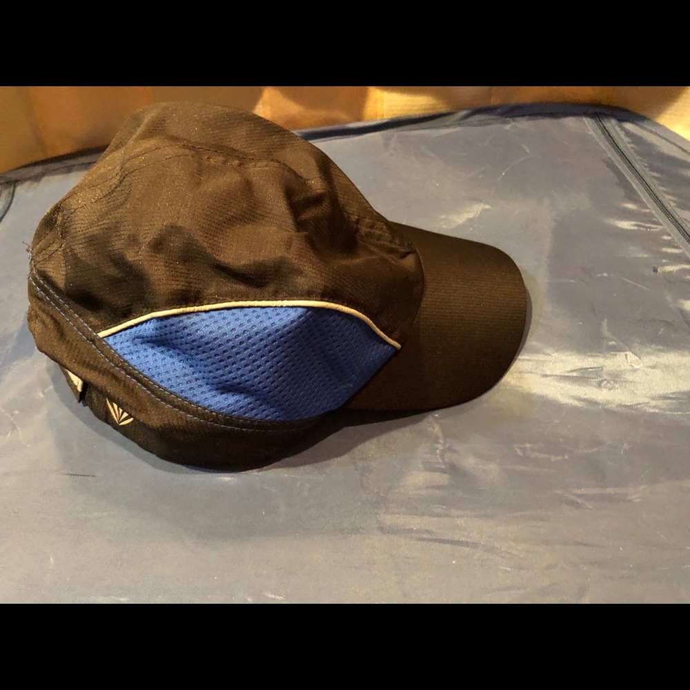Baseball cap / runners